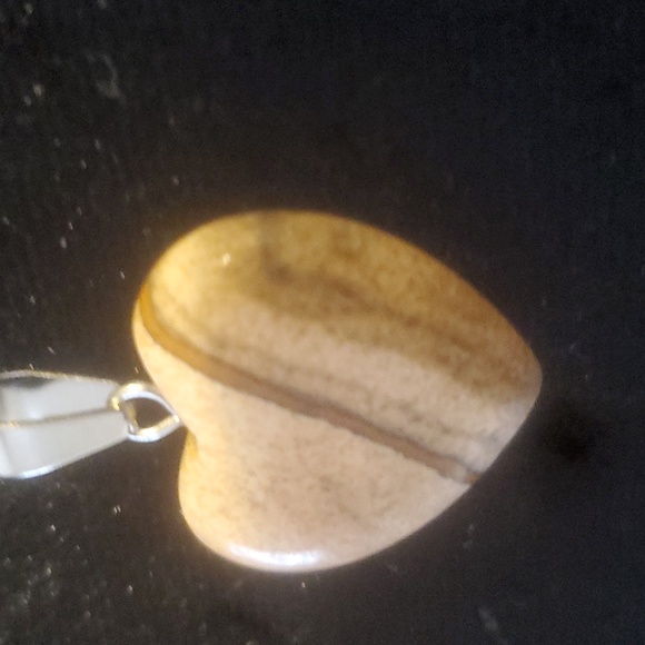New Carved Heart Shaped Picture Jasper Pendant. - Picture 3 of 6